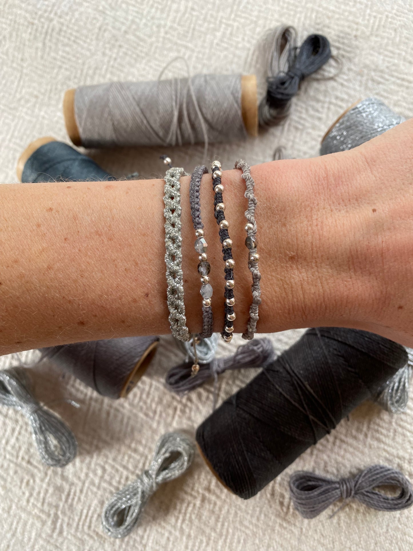 Macramé bracelet DIY kit - “The Quartet” in Grey & Silver
