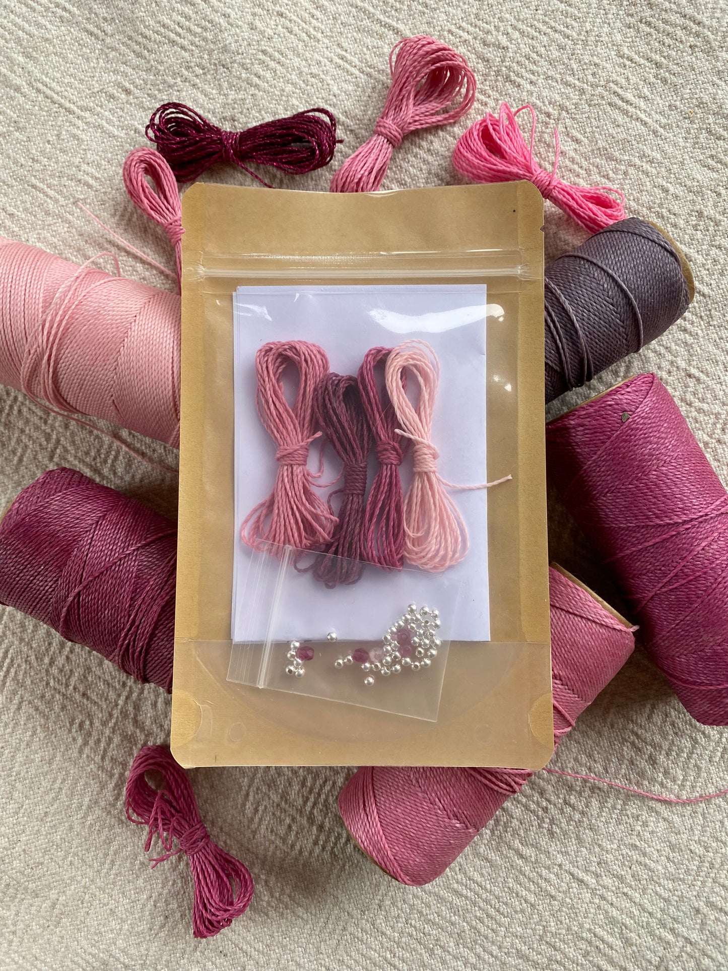 Macramé bracelet DIY kit - “The Quartet” in Pink & Purple