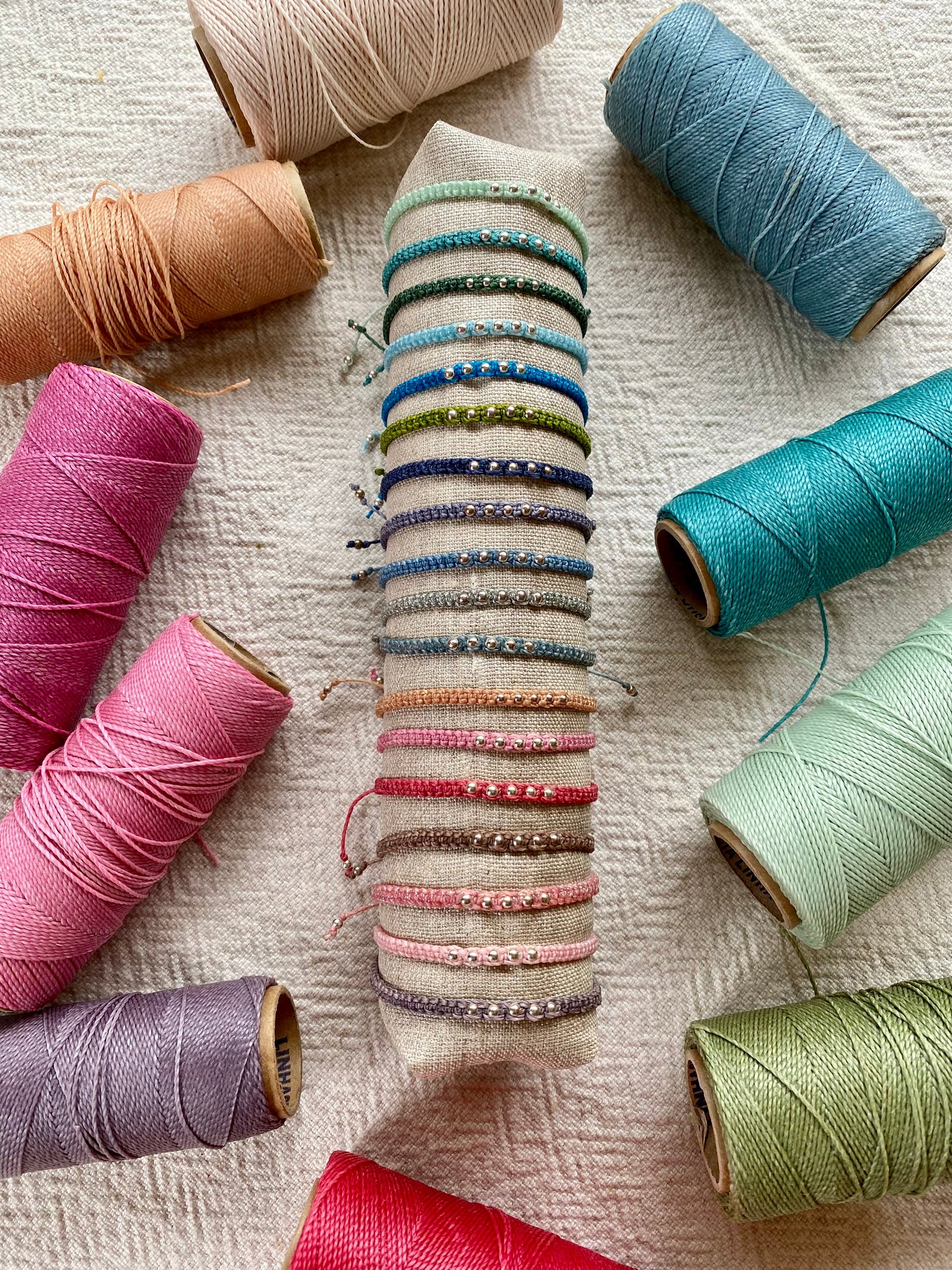 Macramé bracelet DIY kit - "The Authentic"