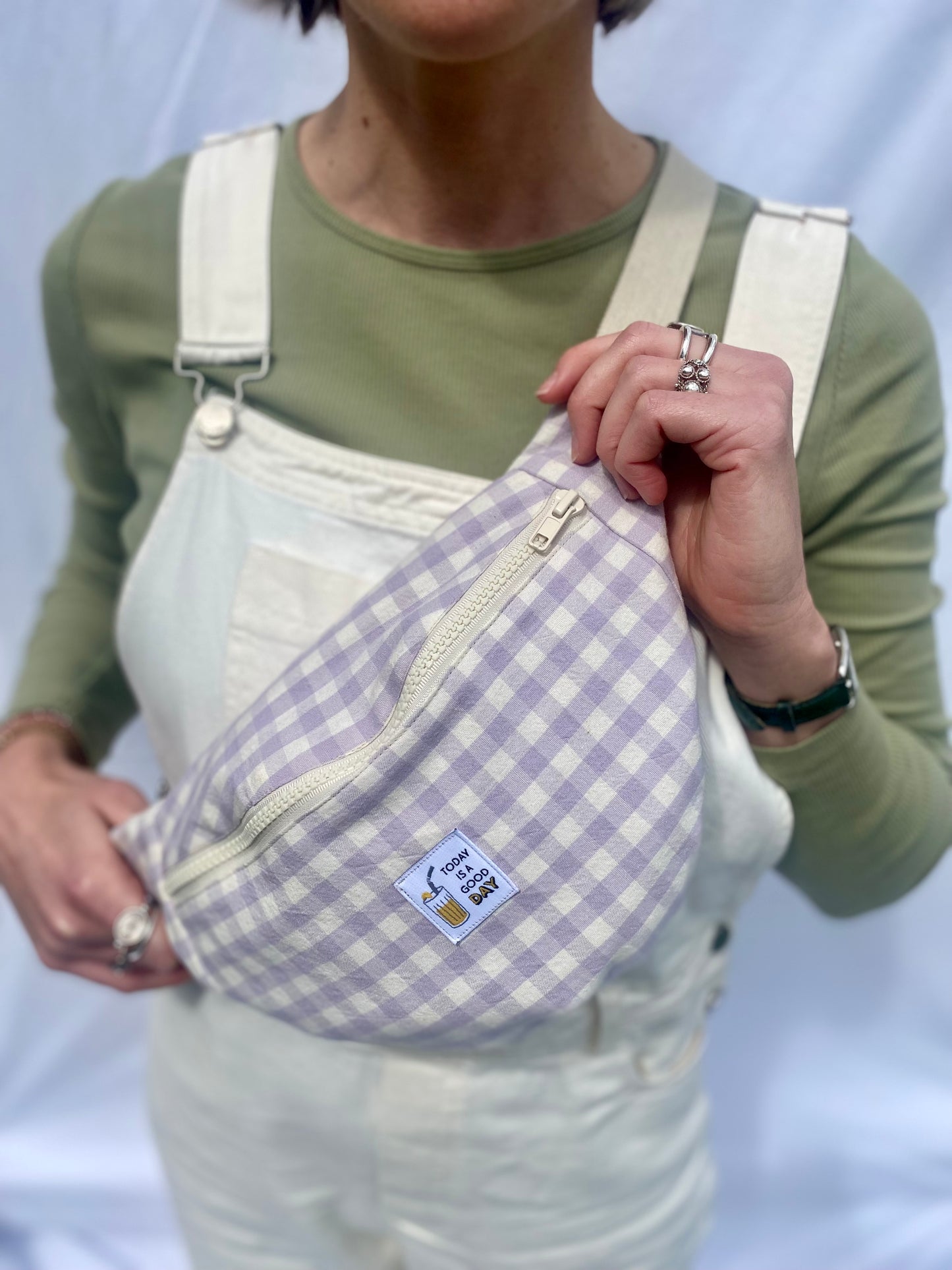 “Un croissant, please?” - The Bumbag - DIY sewing kit - Gingham mauve
