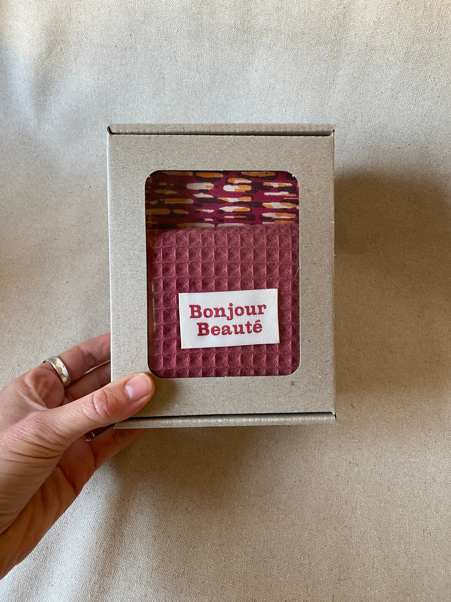 "Hello Gorgeous!" - DIY sewing kit - cherry