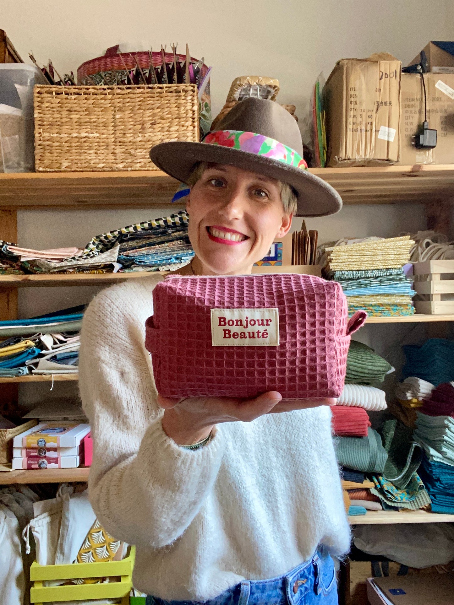 "Hello Gorgeous!" - DIY sewing kit - cherry