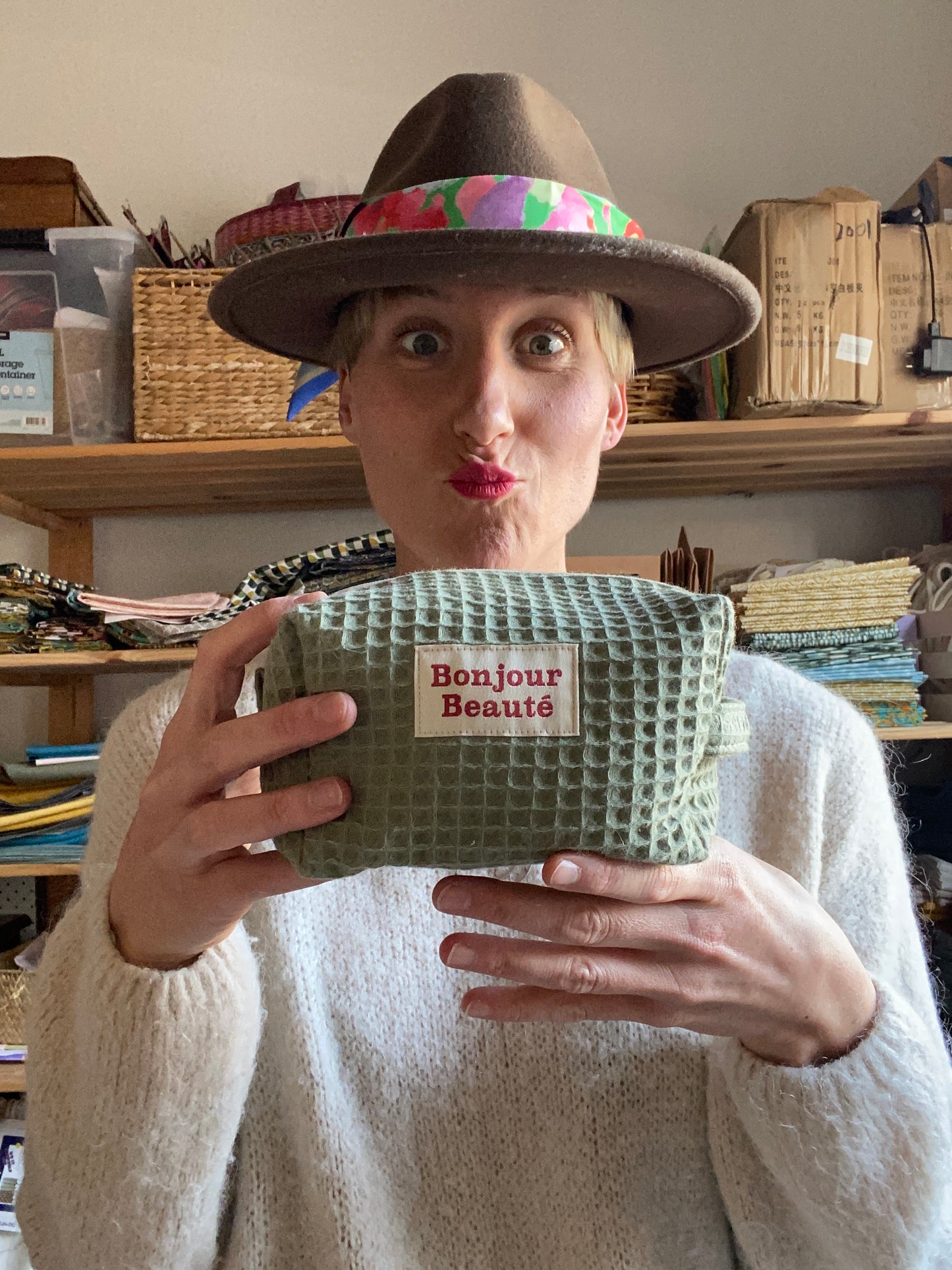 "Hello Gorgeous!" - DIY sewing kit - khaki