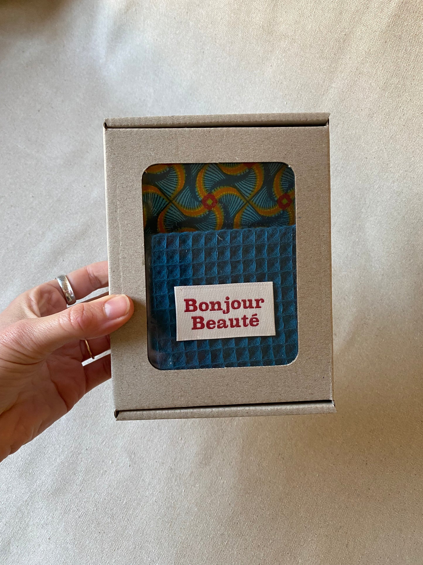 "Hello Gorgeous!" - DIY sewing kit - teal