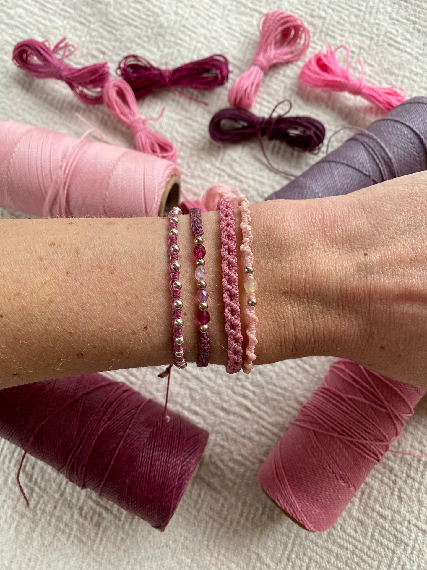 Macramé bracelet DIY kit - “The Quartet” in Pink & Purple