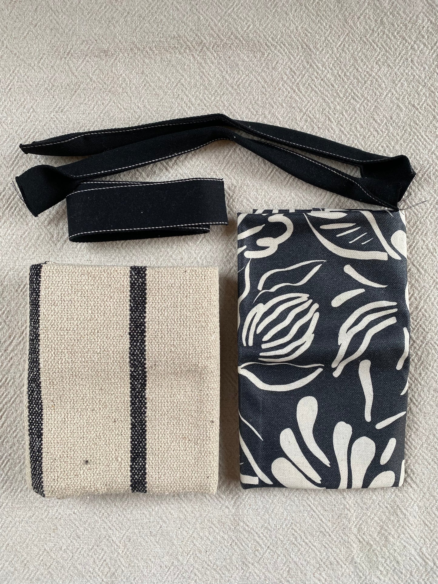 "I'm totes amazing!" - Totebag DIY sewing kit - Black stripe