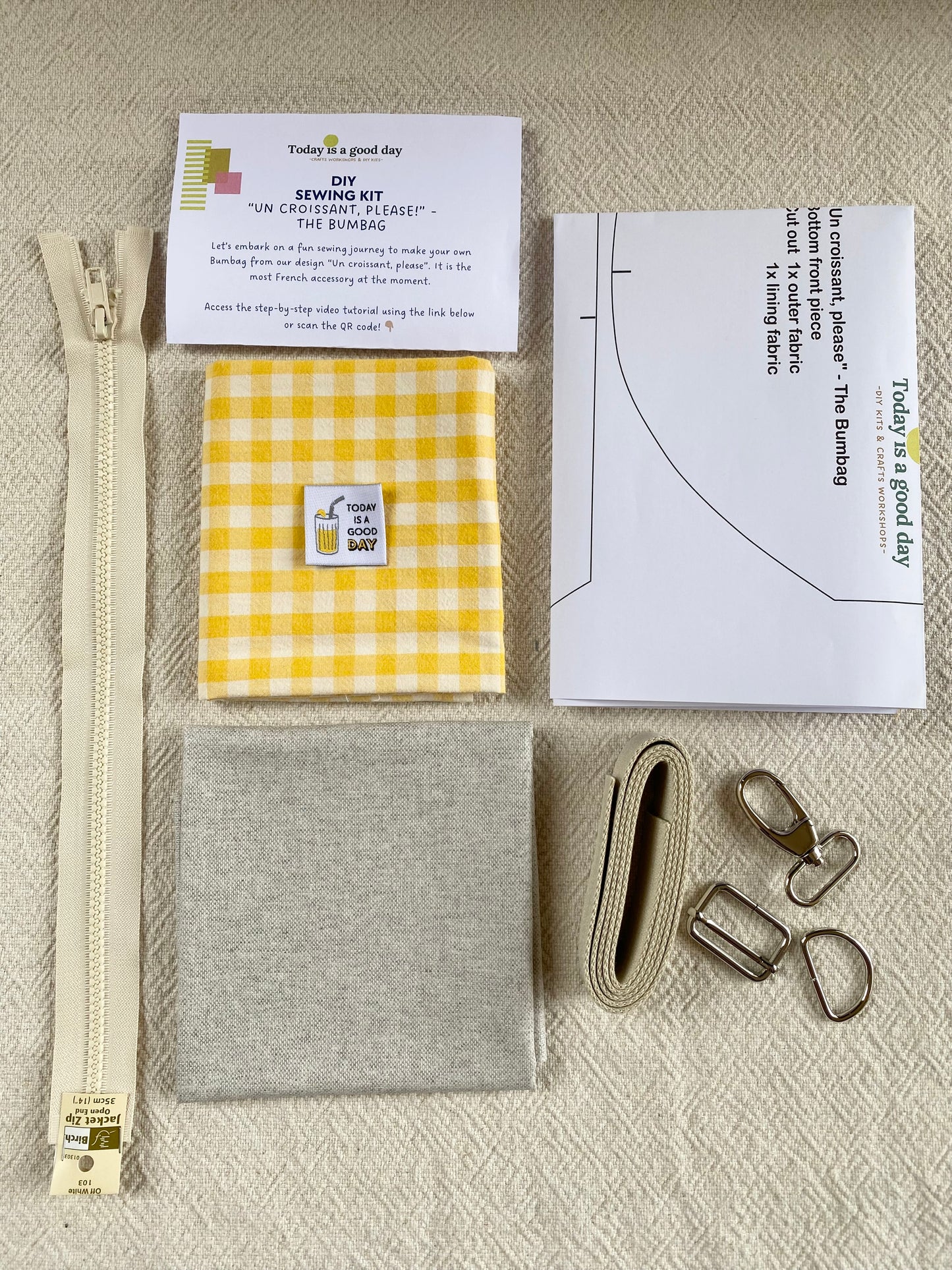 “Un croissant, please?” - The Bumbag - DIY sewing kit - Gingham lemon