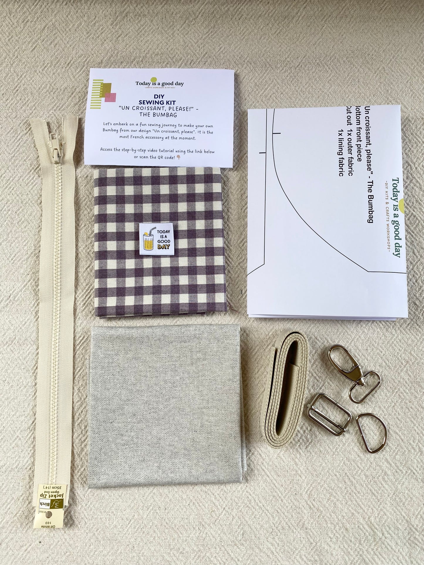 “Un croissant, please?” - The Bumbag - DIY sewing kit - Gingham Purple