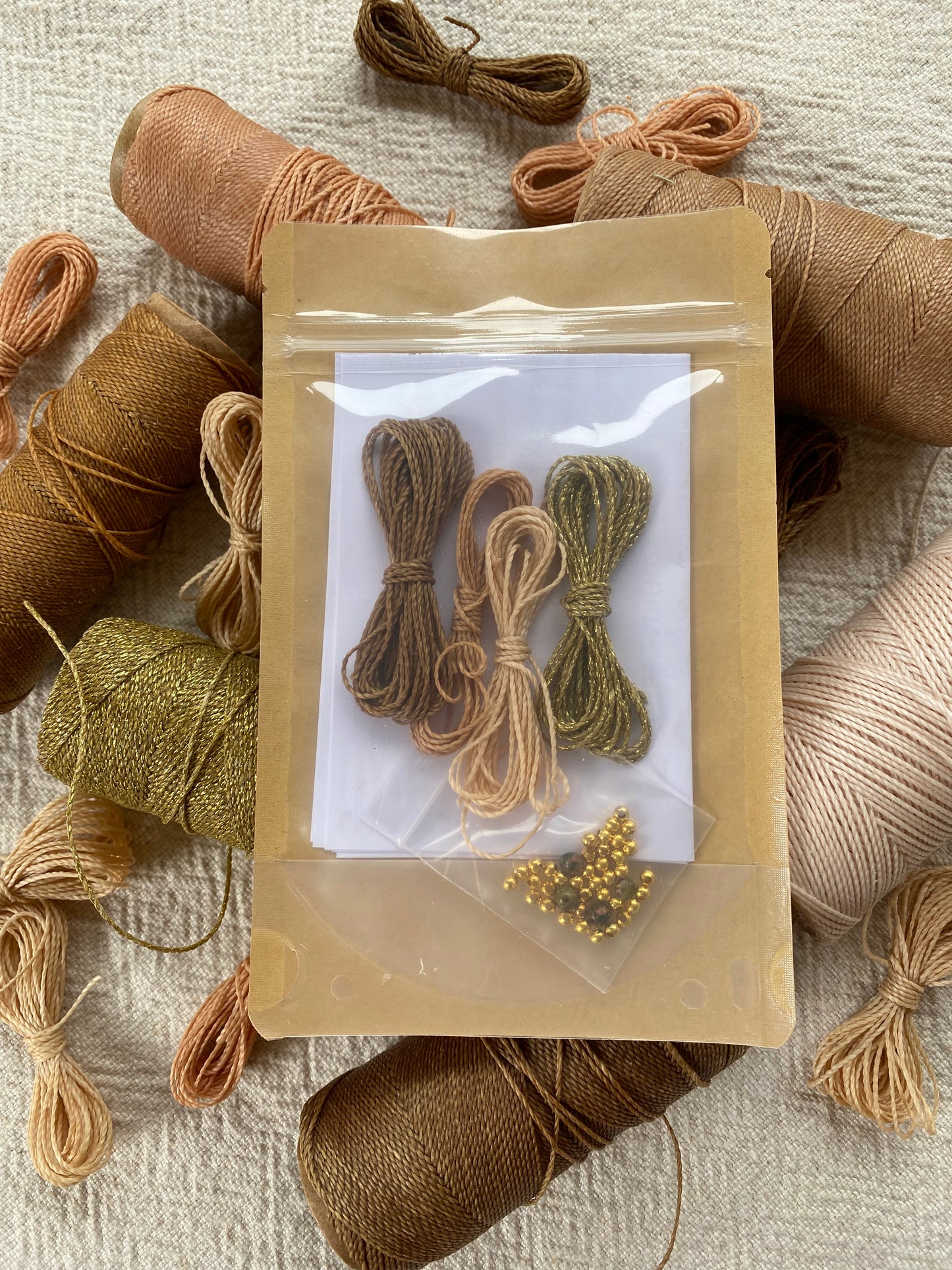 Macramé bracelet DIY kit - “The Quartet” in Beige